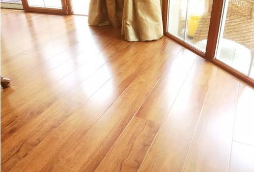 鋪瓷磚好還是木地板好？木地板的這一個優(yōu)點(diǎn)，足夠你下決定了！
